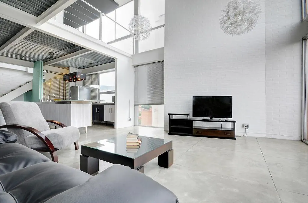 Astorga Lofts - 1 Bedroom Apartment With Unique Design, 30 Day Stay Only! メデジン コロンビア