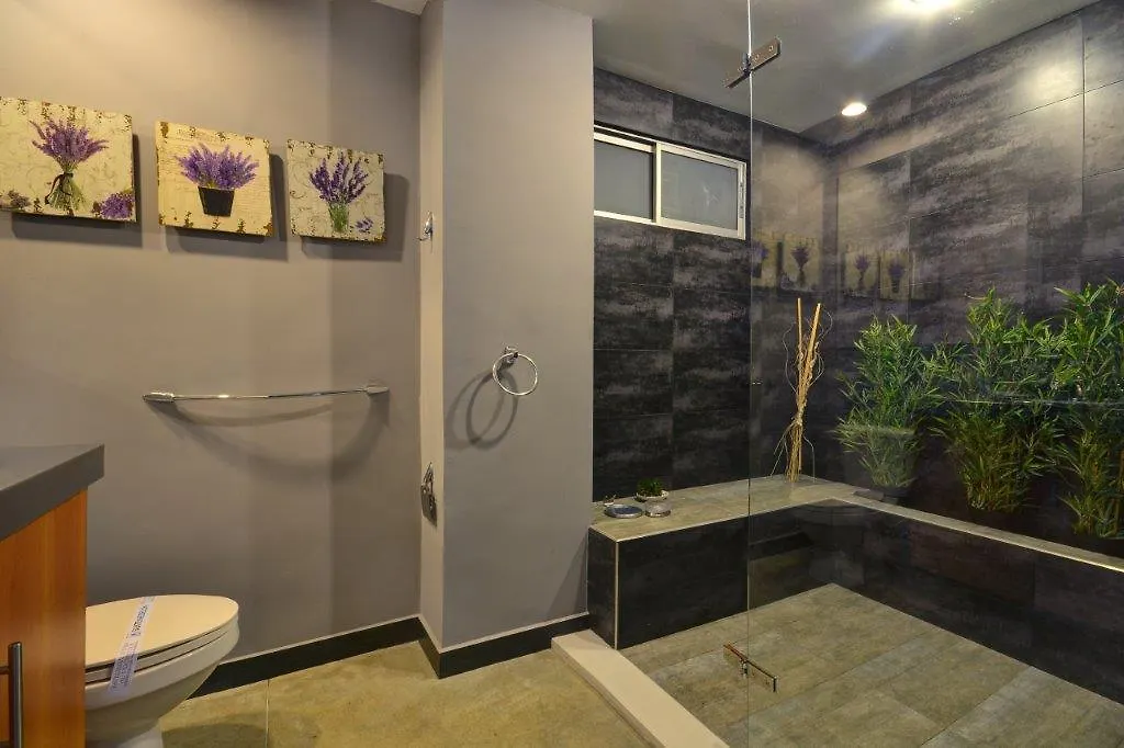 Astorga Lofts - 1 Bedroom Apartment With Unique Design, 30 Day Stay Only! メデジン 0*,